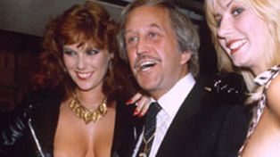 Muri&oacute; a los 82 a&ntilde;os Paul Raymond, bar&oacute;n del porno brit&aacute;nico
