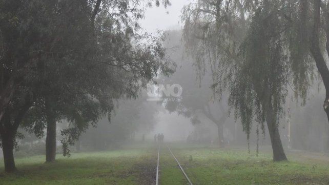Niebla en la ciudad de Santa Fe