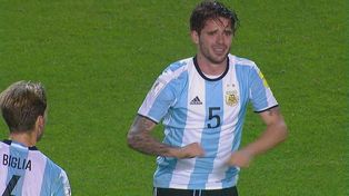 Boca le reclamará a la FIFA una jugosa indemnización por la lesión que Gago sufrió en la Selección