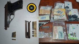 Operativo cerca de una iglesia: secuestran dinero, drogas y un arma