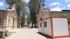 El predio de la ex Rural fue acondicionado en menos de dos semanas para albergar a 600 eventuales pacientes con coronavirus. El predio de la ex Rural fue acondicionado en menos de dos semanas para albergar a 600 eventuales pacientes con coronavirus.