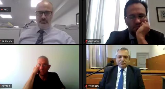 El presidente Alberto Fernández compareció de manera semipresencial ante el Tribunal Oral Federal 2