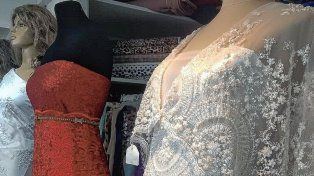 Fiestas de recepción impulsan la demanda de modistas y en sederías