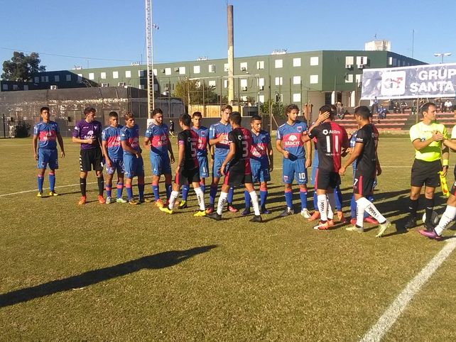 Colón y Tigre no se sacaron ventaja en Reserva