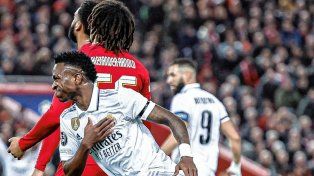 Carlo Ancelotti descartó que Vinicius se vaya del Madrid.
