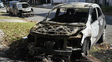 Angustia de un vecino: le quemaron el auto y el fuego tomó el frente de su casa