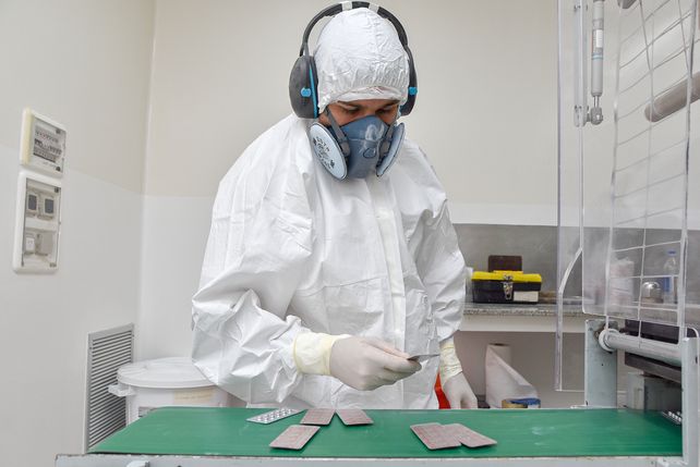 La producción pública santafesina de medicamentos gana espacio a nivel internacional