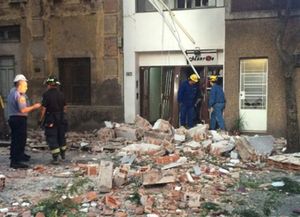 Explosión, derrumbe y cinco heridos en un edificio de Rosario