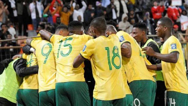 Sudáfrica goleó a Ruanda y también clasificó al Mundial