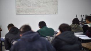 Las Pruebas Aprender mostraron un fuerte retroceso en matemática y bajo desempeño en lengua.