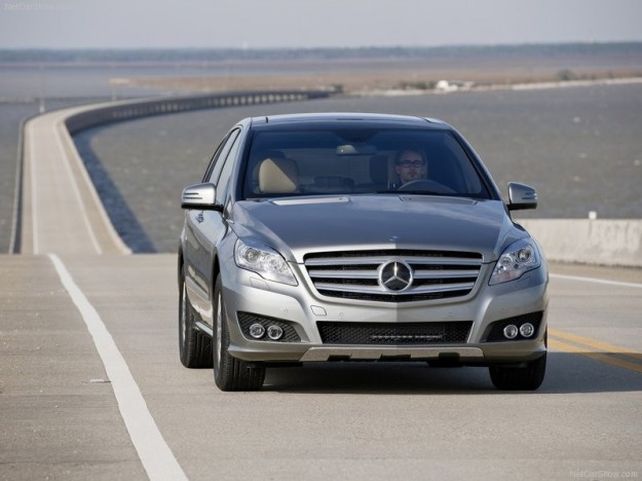 El chico detenido por la policía alemana cerca de Leipzig en el Mercedes de su papá. (Foto archivo)