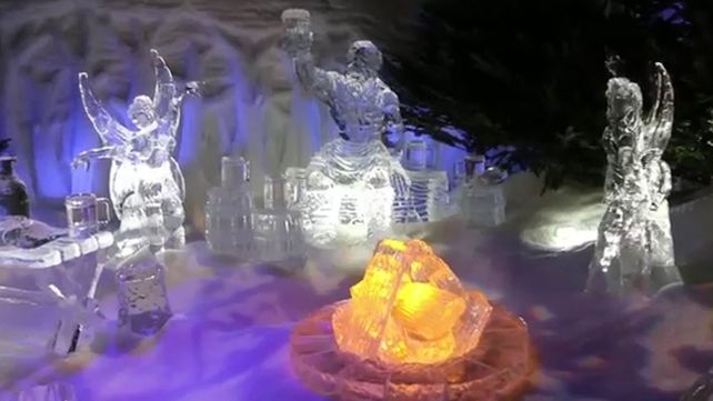 El reino mágico de hielo expone sus esculturas en Londres
