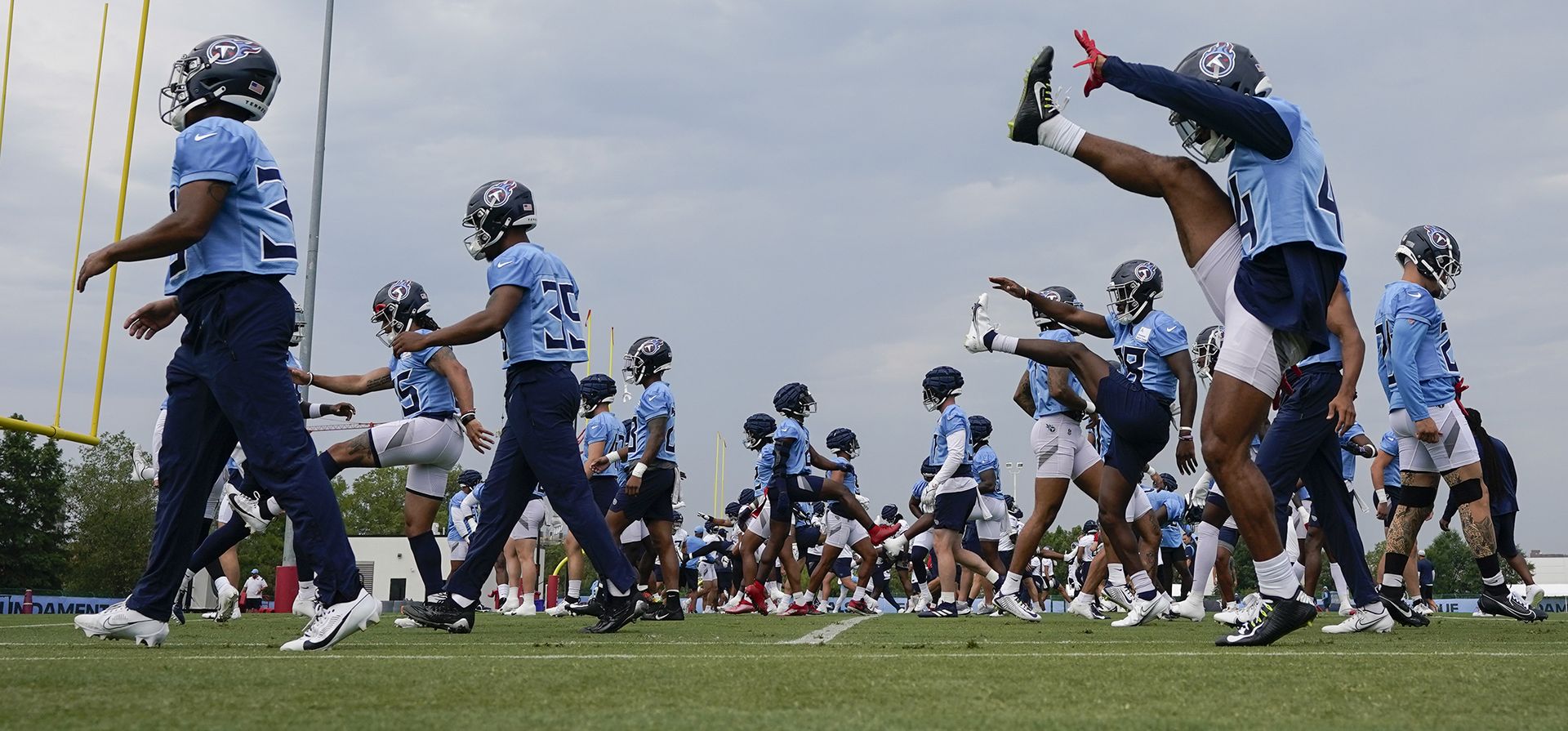 Los Tennessee Titans entrenan en una práctica de campo de fútbol americano de la NFL el miércoles 26 de julio de 2023 en Nashville, Tennessee (AP Photo/George Walker IV) Los Tennessee Titans entrenan en una práctica de campo de fútbol americano de la NFL el miércoles 26 de julio de 2023 en Nashville, Tennessee (AP Photo/George Walker IV)