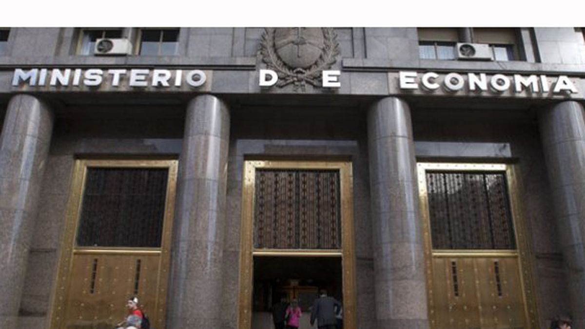 Extienden hasta 2016 plazo para el pago de deudas de las provincias