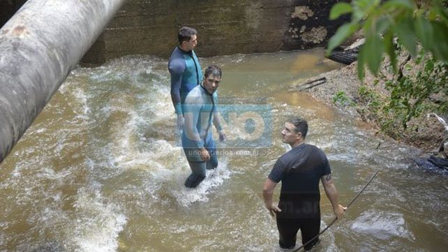 La policía suspendió la búsqueda de Fiorella en el arroyo Antoñico