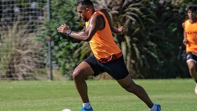 Wanchope Ábila irá al banco en el partido ante Godoy Cruz