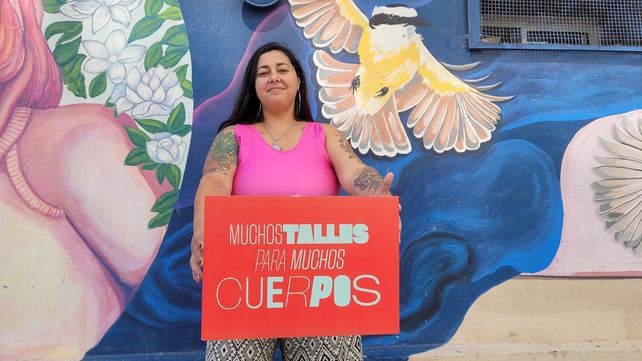 ¿Las rosarinas se tapan el cuerpo en la playa o defienden el derecho a exhibirse como Moria Casán?