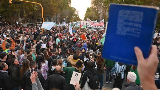 Nuevo paro universitario: exigen aumento salarial y más fondos