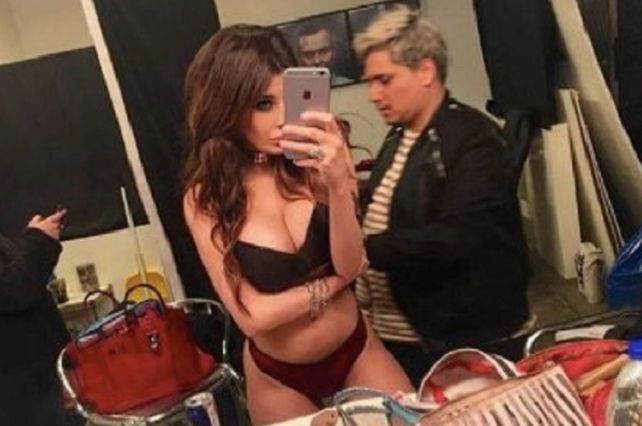 La foto que Charlotte Caniggia eliminó luego de que la trataran de panzona La foto que Charlotte Caniggia eliminó luego de que la trataran de panzona