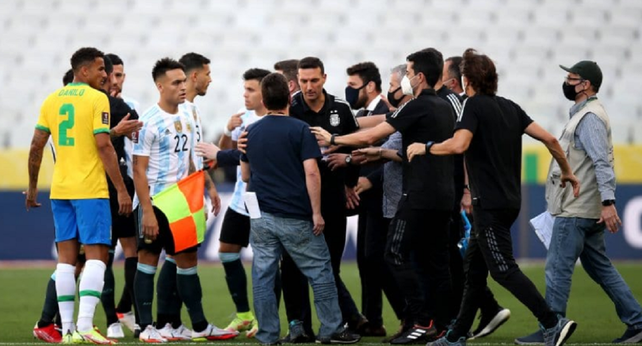 FIFA ratificó que Argentina debe jugar ante Brasil
