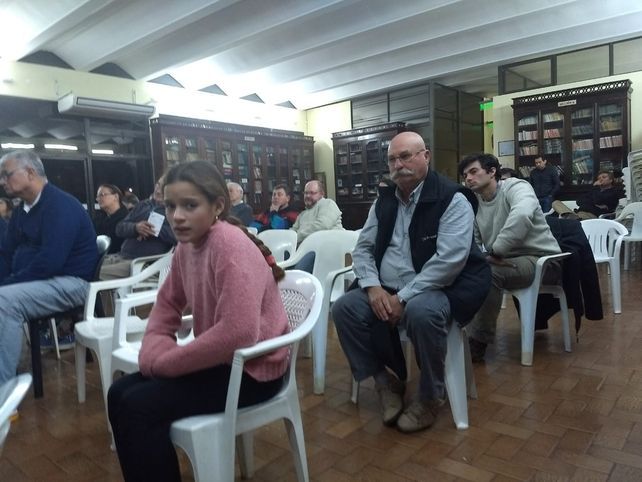 La niña y el productor se quedaron durante las más de dos de disertación.&nbsp;