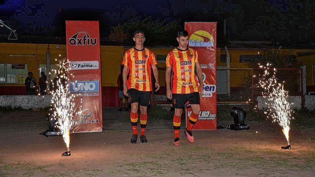 Atlético Neuquén Club presentó su nueva camiseta.