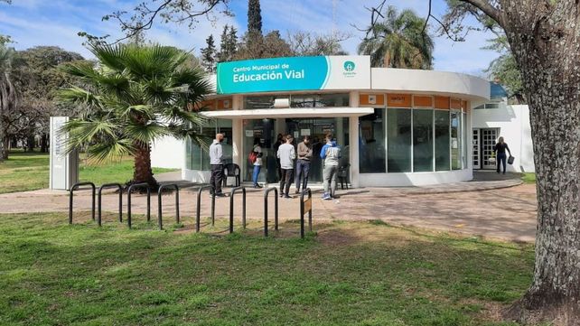 Licencia de conducir: horarios de verano para los trámites