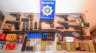 El arsenal hallado en la casa del aprehendido