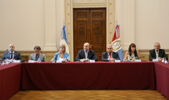 Perotti busca definir con todo el arco político un plan de acción frente a una ola de inseguridad sin dique