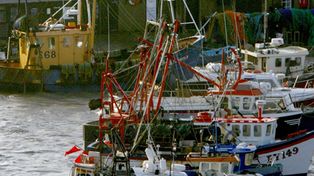 Fuertes advertencias de tormentas y mareas en el suroeste de Inglaterra