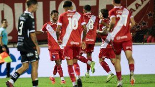 Argentinos ganó en Caseros y se metió en la otra instancia.