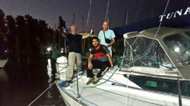 La hija del argentino que naufragó pidió reanudar la búsqueda