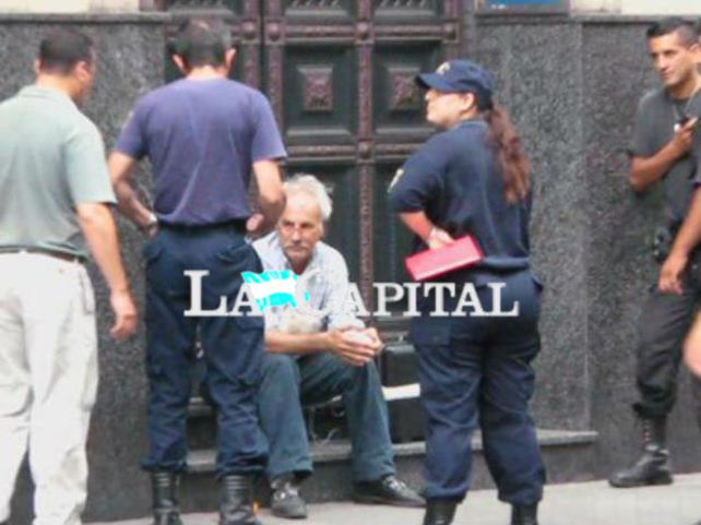 Serbali cuando intentó ingresar a La Capital en 2011.