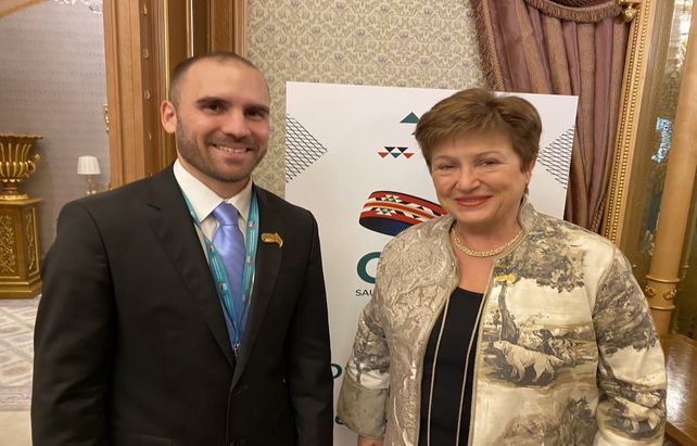 Guzmán y Georgieva. La renegociación de la deuda es uno de los temas principales a abordar.