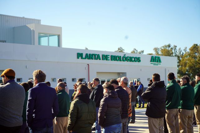 La planta está ubicada estratégicamente en el Parque Industrial Comirsa