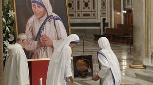Ultiman preparativos para la canonización de la Madre Teresa, el ángel de los pobres