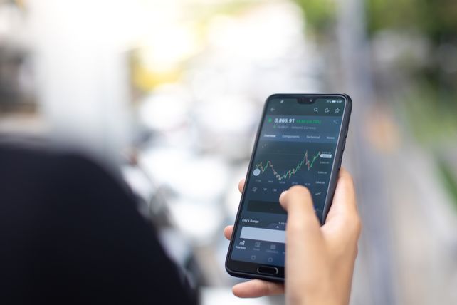 Trading online: lo que hay que entender antes de abrir una cuenta