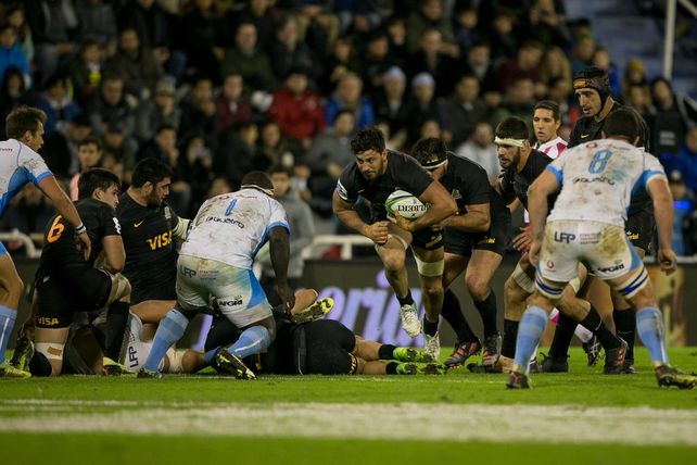 Dupla de entrerrianos en un avance de Los Jaguares.&nbsp; 