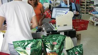 Los santafesinos, con 100 pesos, no llegan a la canasta navideña