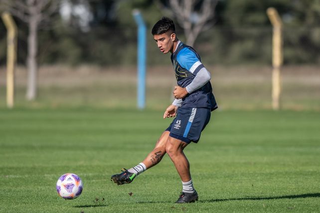Kevin Ortiz cumplió la sanción y como para Russo es una pieza clave retornará al equipo.