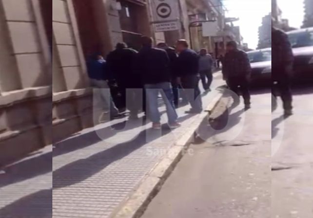 Vecinos atraparon y golpearon a un ladrón en el microcentro