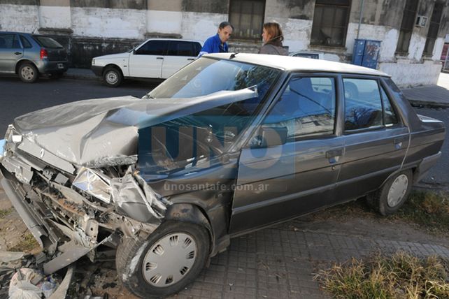 Accidente con suerte en la esquina de Lisandro de la Torre y Saavedra