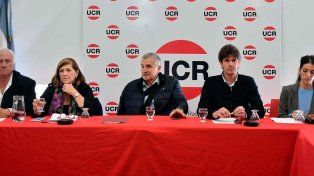La UCR no apoyará a Massa ni a Milei y criticó a Bullrich