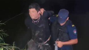 Carlos Damián Araújo, prófugo uruguayo con alerta roja de Interpol, fue detenido en Concordia. Incautaron drogas y dinero.