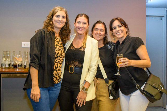 Florencia Bertani, Ana Antolini, Eleonora Altomonte y María Eugenia Fernández Deluco
