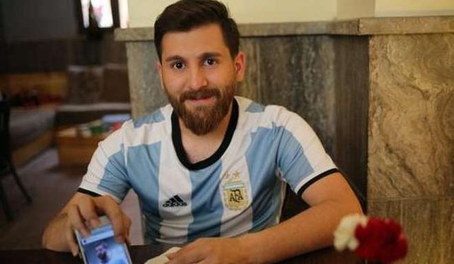 Un clon de Messi la rompe en las redes