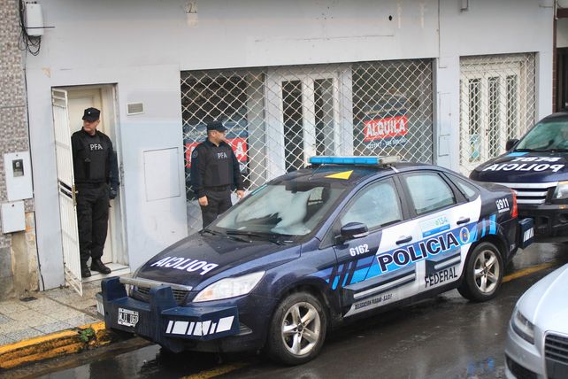Pruebas. En la casa de Varisco habrían localizado documentación de interés para la causa.