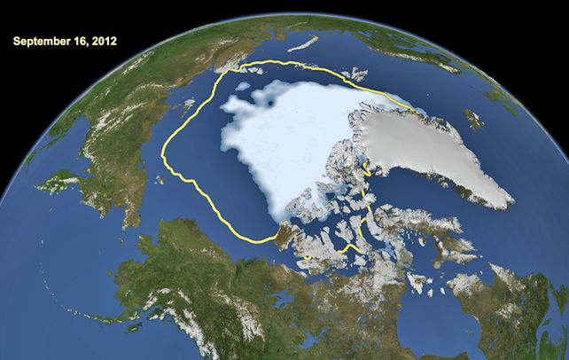 La reducción del hielo en el mar Ártico entre 1979 (línea) y 2000.