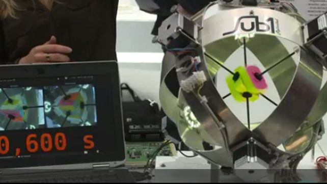 Un robot armó el cubo Rubik en menos de 1 segundo