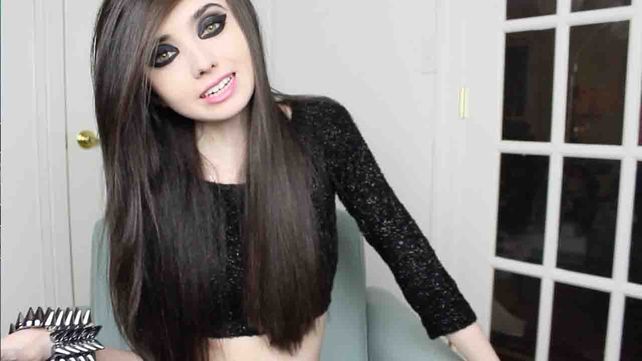 Polémica por una youtuber que promueve la anorexia